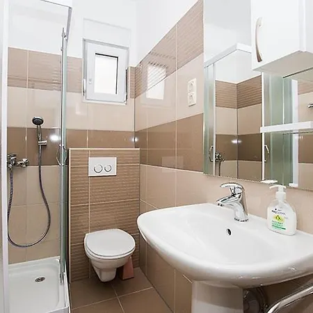 In With Sea View, Terrace, Air Conditioning, Wifi 3423-3 Lejlighed Duće